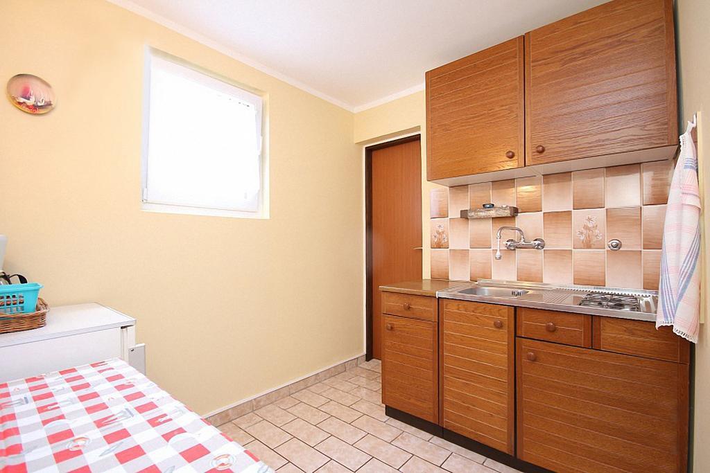 Apartments Barbara ロヴィニ エクステリア 写真