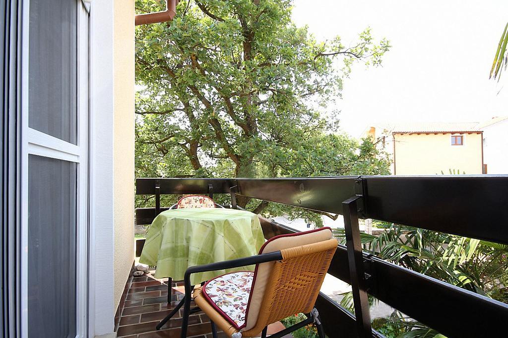 Apartments Barbara ロヴィニ エクステリア 写真